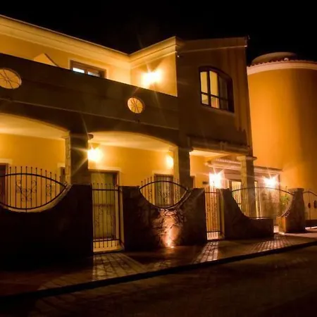 Raffael Phg Szálloda