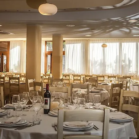 Szálloda Raffael Phg 4*