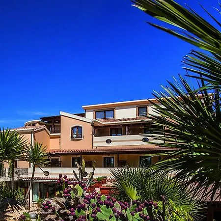 Szálloda Raffael Phg Putzu Idu