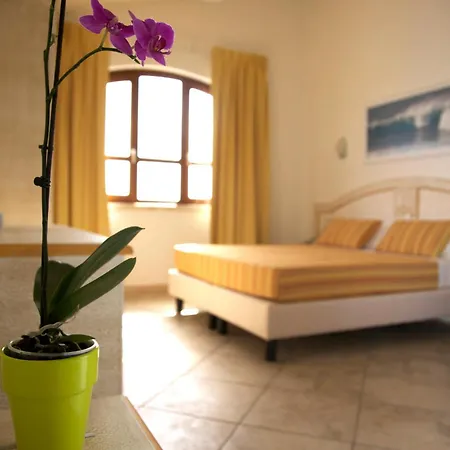 Raffael Phg Szálloda Putzu Idu