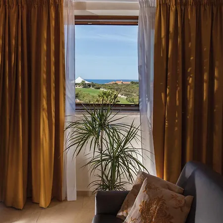 Raffael Phg 4* Putzu Idu