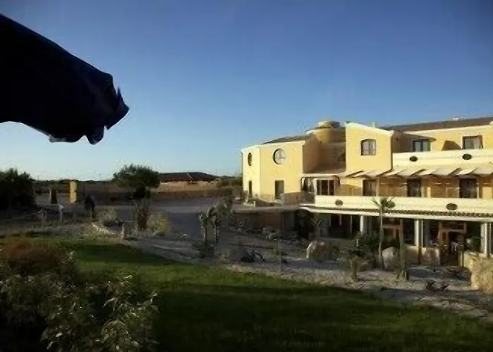 Hotel Raffael Putzu Idu