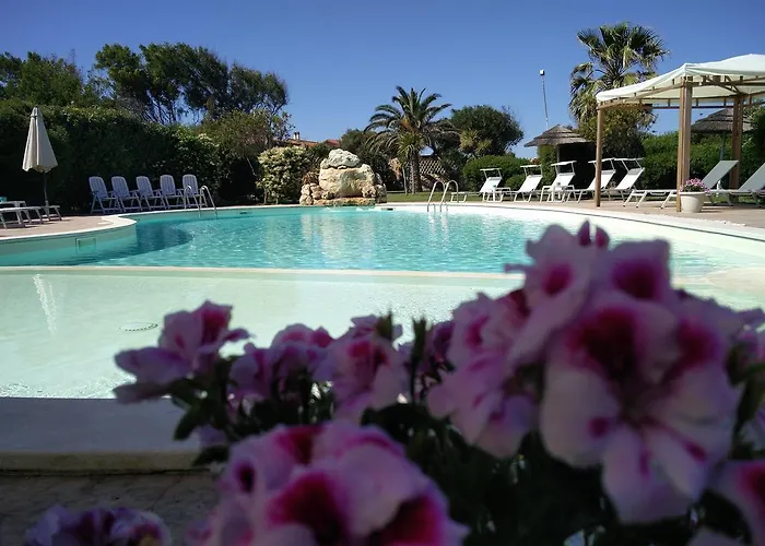 Hotel Raffael Putzu Idu