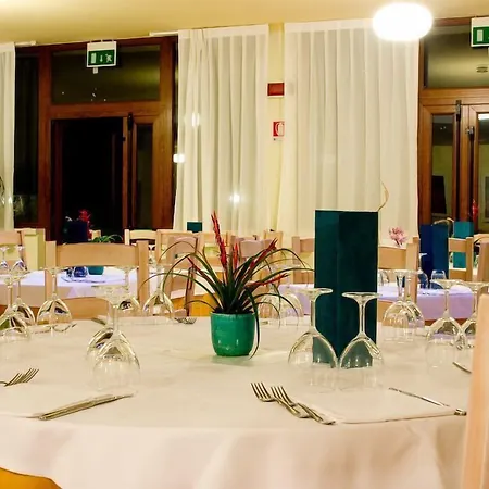 Raffael Hotel Putzu Idu