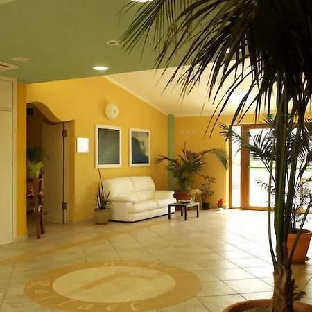 Hotel Raffael Phg 4*