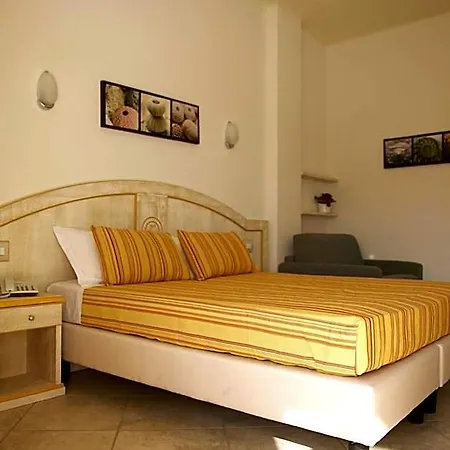 Hotel Raffael Putzu Idu