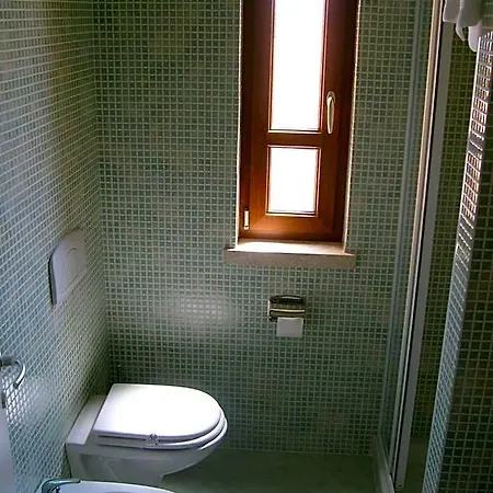 Hotel Raffael Putzu Idu