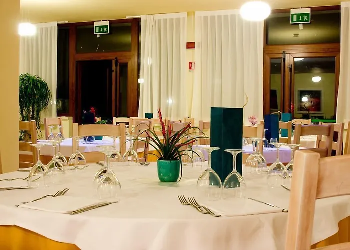 Raffael Phg Hotel Putzu Idu