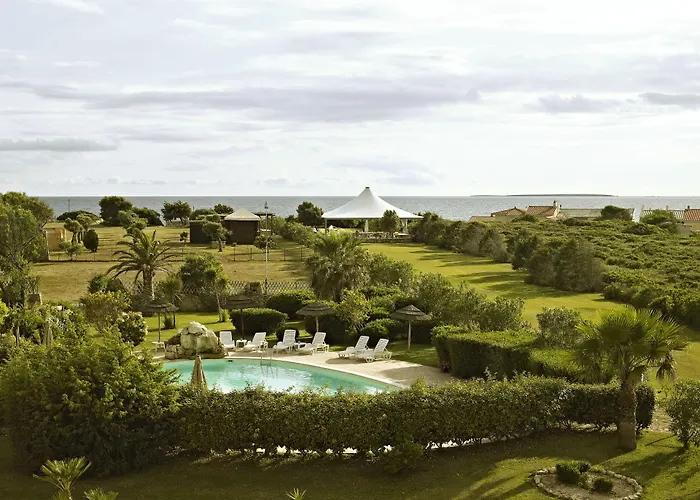 Hotel Raffael Phg Putzu Idu